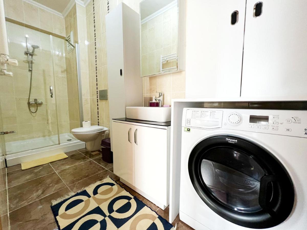 Bahcesehir 2+1 Lux New Airport&akbati Mall Daire
